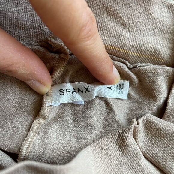 SPANX Maternity Mama Shorts Size A - Picture 3 of 7